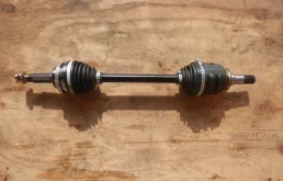 Привод передний левый для Toyota Avensis на фотографиях