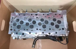 ГБЦ для Hyundai Starex 2002 года на фотографиях