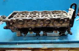 ГБЦ для Nissan Navara 2005 года на фотографиях