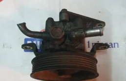 Насос ГУР для Nissan X-Trail на фотографиях