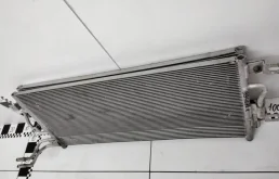 Радиатор охлаждения ДВС для Ford Explorer на фотографиях