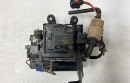 Компрессор пневмоподвески задний для Audi Q7 на фотографиях