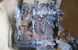 Двигатель для Toyota RAV4 2002 года на фотографиях