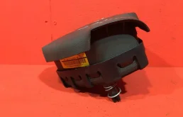 Подушка безопасности водителя для Opel Astra 2015 года на фотографиях