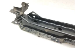 Панель радиатора (телевизор) для Chevrolet Cruze 2013 года на фотографиях