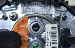 Подушка безопасности водителя для BMW X5 на фотографиях