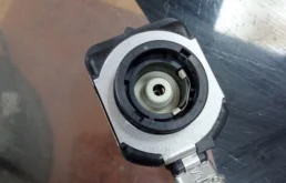 Блок розжига ксенона для Toyota RAV4 2017 года на фотографиях