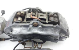 Суппорт задний левый для Audi Q7 2015 года на фотографиях