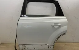 Дверь задняя левая для Audi Q7 2018 года на фотографиях