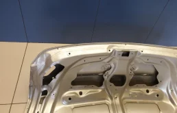 Крышка багажника для Toyota Corolla 2011 года на фотографиях