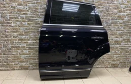 Дверь задняя левая для Audi Q7 2018 года на фотографиях