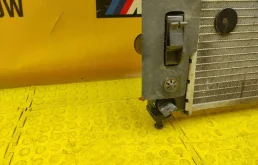 Радиатор охлаждения ДВС для Mercedes-Benz M class на фотографиях