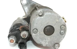 Стартер для Toyota RAV4 на фотографиях