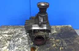 Редуктор переднего моста для Volvo XC90 2009 года на фотографиях