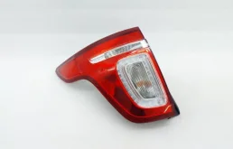 Фонарь левый для Ford Explorer на фотографиях