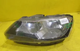 Фара левая для Skoda Rapid 2014 года на фотографиях