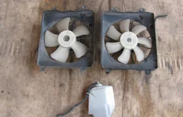 Вентилятор радиатора охлаждения ДВС для Honda Civic 2008 года на фотографиях