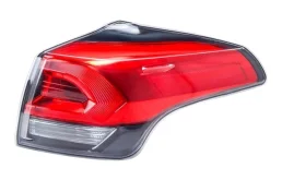 Фонарь внешний правый для Toyota RAV4 на фотографиях