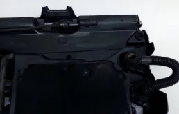 Корпус воздушного фильтра для Audi Q7 2018 года на фотографиях