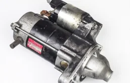 Стартер для Toyota Corolla на фотографиях