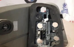 Фонарь внешний правый для Mercedes-Benz M class 2005 года на фотографиях