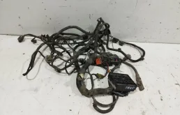 Проводка моторного отсека для Chevrolet Cruze на фотографиях