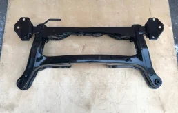 Задний подрамник для Toyota Highlander на фотографиях