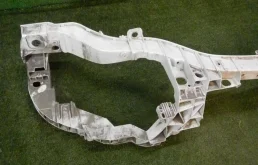 Панель радиатора (телевизор) для Ford Kuga на фотографиях