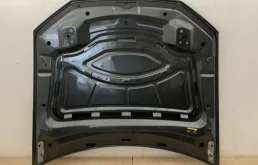 Капот для Audi Q7 2023 года на фотографиях