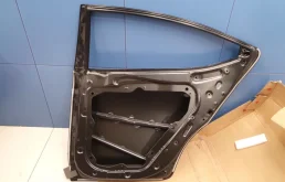 Дверь задняя правая для Hyundai Elantra 2015 года на фотографиях