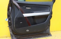 Двери для Mazda CX 9 2007 года на фотографиях