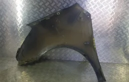 Крыло левое для Citroen Berlingo на фотографиях