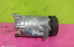 Компрессор кондиционера для Volkswagen Passat 2011 года на фотографиях