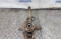 Кулак поворотный правый для Mercedes-Benz M class 2008 года на фотографиях