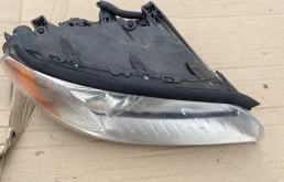 Фара ксенон правая для Volvo S80 на фотографиях