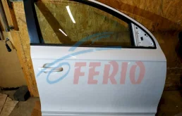 Двери для Audi Q7 на фотографиях