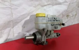 Бачок главного тормозного цилиндра для Skoda Rapid 2020 года на фотографиях