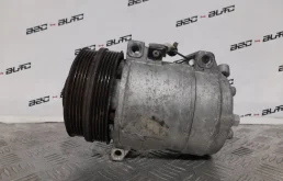 Компрессор кондиционера для Volvo C30 2008 года на фотографиях