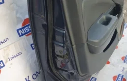 Двери для Nissan Almera Classic на фотографиях