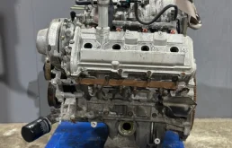 Двигатель для Lexus LS 2005 года на фотографиях