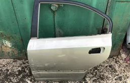 Дверь задняя левая для Hyundai Elantra 2008 года на фотографиях