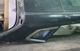 Стекло крыши (панорамное) для Nissan Qashqai на фотографиях