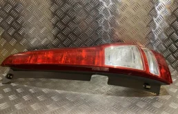 Фонарь правый для Honda CR-V на фотографиях