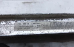 Радиатор охлаждения ДВС для Ford Explorer на фотографиях