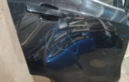 Накладка на дверь задняя правая для Opel Mokka 2015 года на фотографиях