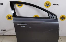 Дверь Volvo V40 2017 MV