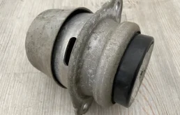 Подушка двс VW Touareg 2 2010-2018 7P