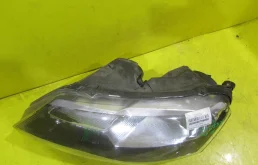 Фара левая для Skoda Rapid 2014 года на фотографиях