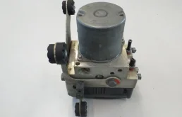 Блок ABS для BMW 5er 2012 года на фотографиях