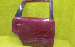 Дверь задняя правая для Nissan Note 2007 года на фотографиях